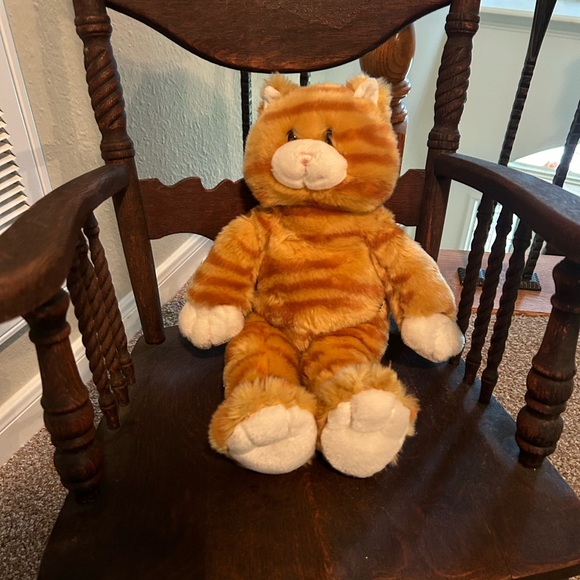 Build A Bear Striped Cat WITH 3 piece outfit. SO CUTE AND CUDDLY😻 - Picture 3 of 7